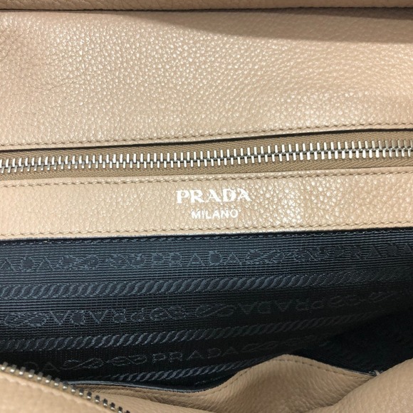 PRADA Beige Tote Bag - Picture 13 of 16